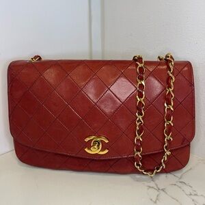 CHANEL Red Crossbody Bag with Gold Chain